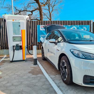 Trạm sạc siêu nhanh công suất cao nhất thế giới Terra360 - ABB